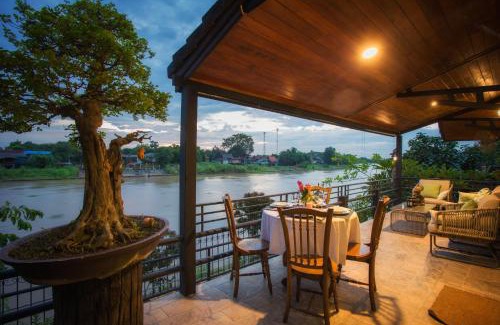 Ayutthaya Villa | Cattani's Riverside Home