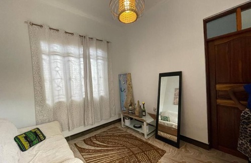 Kivukoni House | CATTY HOUSE