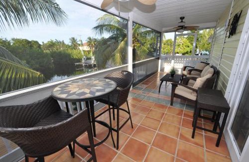 Breezeswept Beach Estates House | Cayman Cottage