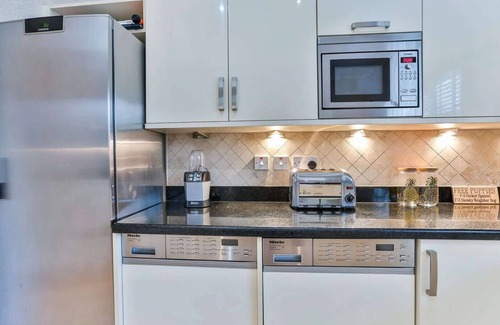 Sea Breeze Hills Villa | Cayman Villa Luxury villa