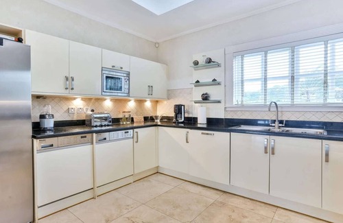 Sea Breeze Hills Villa | Cayman Villa Luxury villa