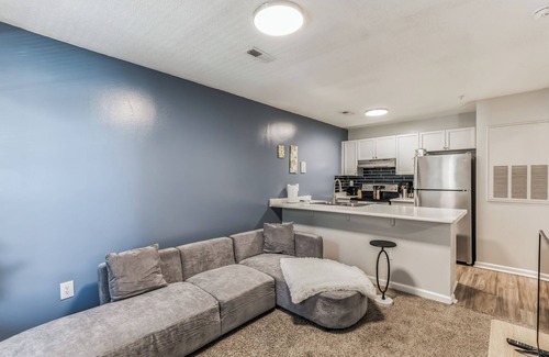 Westover Apartment | CB 965-201 Modern Fayetteville Charm