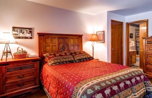 Wildernest Condo | Cc102 Buffalo Ge 2 Bedroom Condo by Redawning