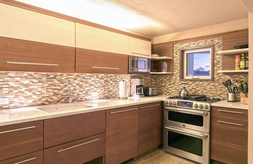 The Valley Villa | CeBlue Luxury Villas- 5 King Suites & Hotel Amenities! Perfect for Couples & Families!