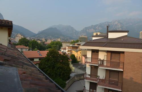 Lecco Apartment | Cece' Dependance