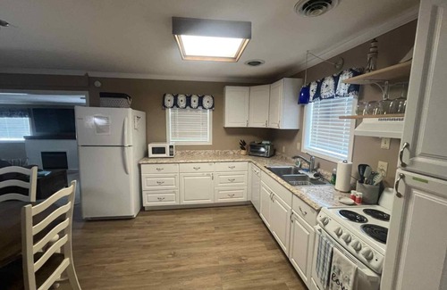 Sevierville House | Cedar Cove Hideaway -Douglas Lake 2 bd,2 ba -boat launch & dock. Pet friendly!