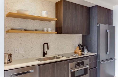 East Cesar Chavez Condo | Cedar Door by AvantStay | Brand New Condo Room in Austin w/Amazing Amenities!