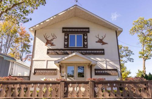 Prudenville Resort | Cedar Oaks Lakeside Resort