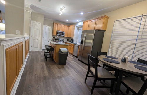 Concord House | Cedar's Corner in Concord | Spacious & Clean