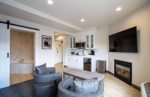 Sandpoint Hotel | Cedar Street Hotel & Suites