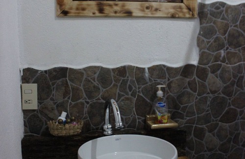 Jocotitlan Hotel | Cedro comfortable and cozy bedroom in 17th century house at 30 min. of Toluca