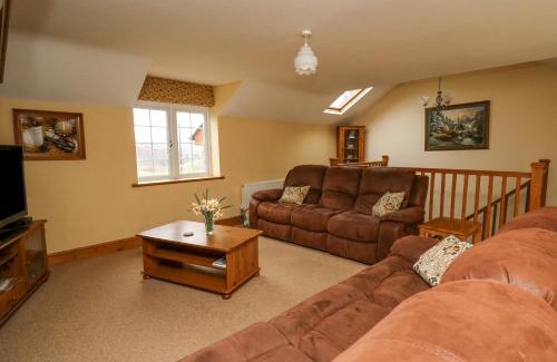 Llangurig House | Cefn Cottage