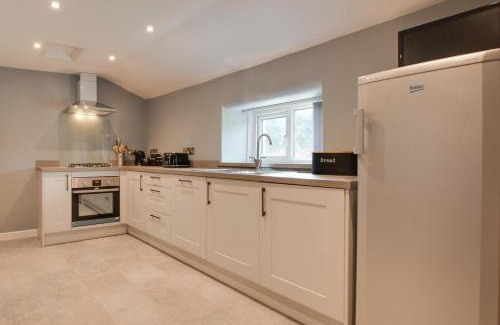 Bontnewydd House | Cefnhendre