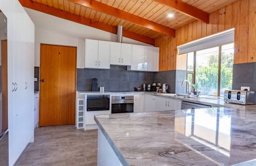 Port Lincoln House | Celestial Heights - Best Views