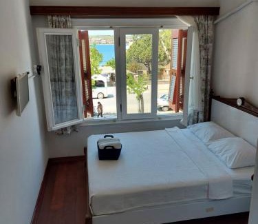 Ayvalik City Center House | Celil Pansiyon