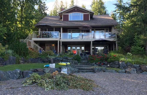 Celista House | Celista Gardens, Large Private Property with Beach, new dock & 2 Mooring Buoys