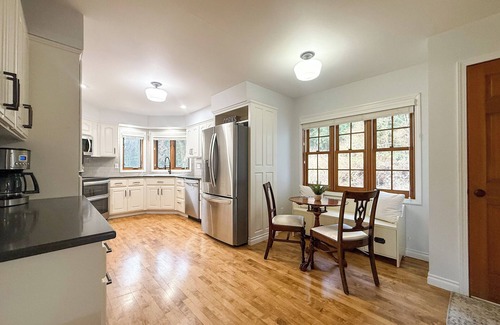 Newberg House | Cellar's Choice: Elegant Victorian Gem with Wine Cellar in Scenic Countryside