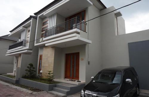 Banguntapan House | Cemara Homestay Jogja