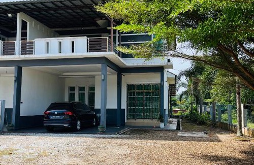 Kampung Sekati House | Cendana Residence Homestay 1 Manir Kuala Terengganu