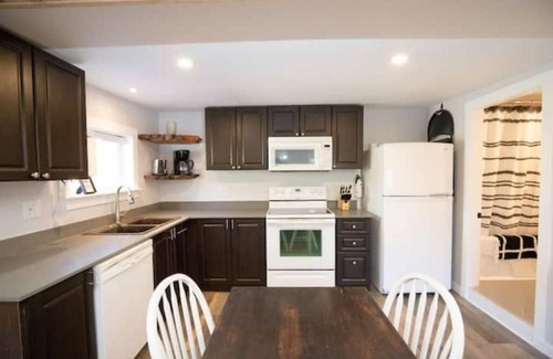 Powell River Apartment | Centennial Guest Suite