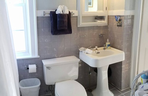 Northfield Bed & Breakfast | Centennial House