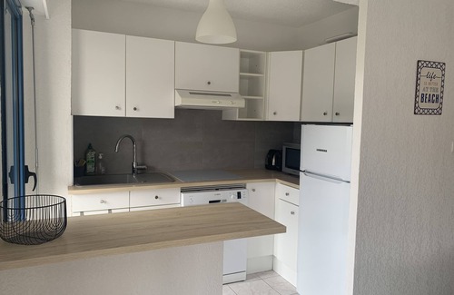 Cavaliere Apartment | Center CAVALAIRE Apartment T3 - Beach, harbor and shops on foot