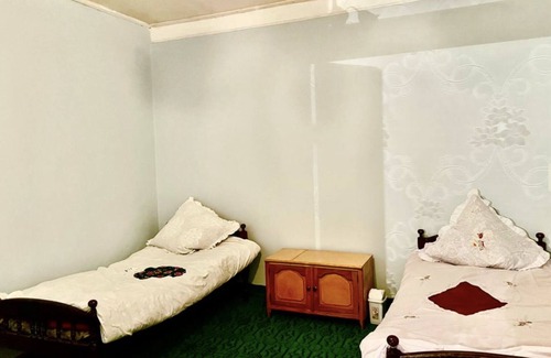 Ismailli House | Center of City of Ismayilli Bag Evi Family/Pet Friendly Townhouse