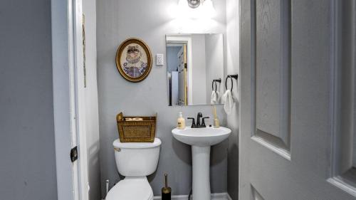 Rochester House | Center to all of Rochester's entertainment - 5 bedroom home