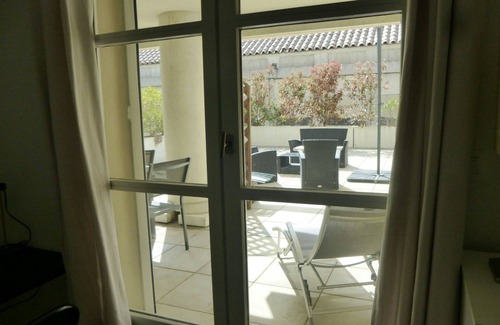 Nimes City Centre Apartment | centr'halles heart of Nîmes