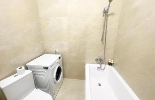 Sector 5 Apartment | Central Adress DD19