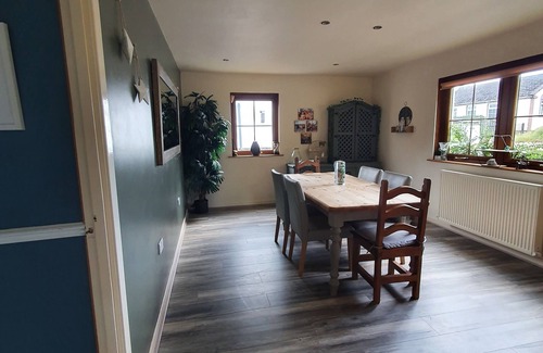 The Hebrides House | Central 1 bedroom property located on NC500, large private garden, pet friendly!