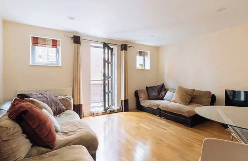 Redcliffe Apartment | Central 2BD Flat - Redcliffe