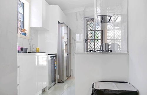 Kings Cross House | Central 4 BDRM Terrace with Office