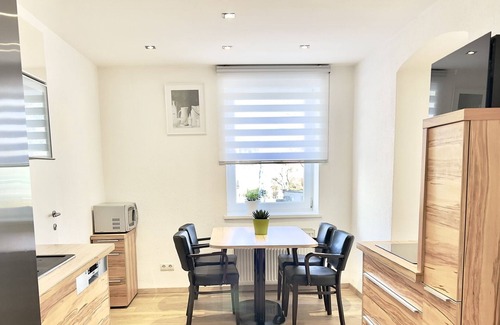 Pradl Condo | Central 4 Room Apartment