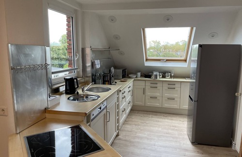 Hildesheim District Apartment | ☆ Central 75sqm | Kitchen | King size bed | Netflix