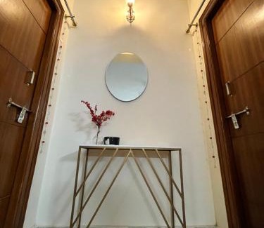 Lakdi Ka Pul Apartment | Central Abode Suites