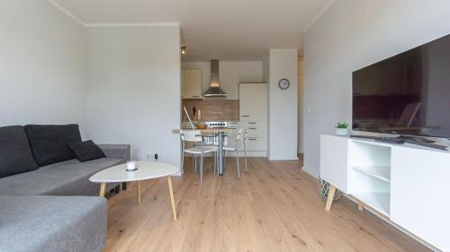 Cottbus Apartment | Central Apartment, 55m2, Kitchen, Washer, Netflix, Parking