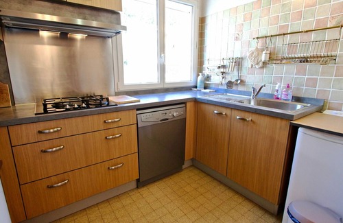 Chamrousse Apartment | Central Apartment, 6 Sleeps, South-Facing Balcony, Near Ski Lifts!