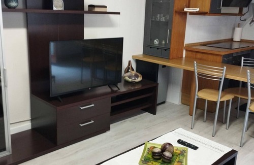 Jaca Apartment | Central Apartment for 4 with Parking in Jaca's Main Street