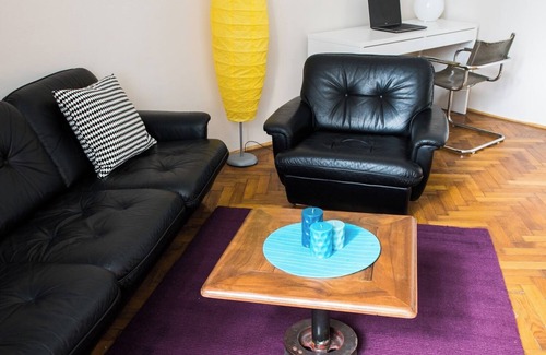 Inner City Budapest Apartment | Central apartment near Central Market Hall, Danube