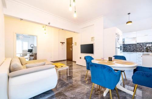 Zografos Apartment | Central Charm