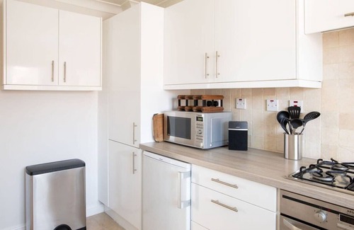Chichester House | Central Chichester 3bd Mews House For Up To 6!
