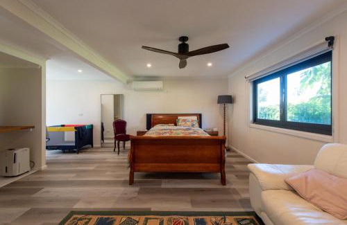 Tumbi Umbi House | Central Coast-Spacious House 5 minutes drive to beach