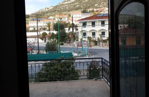 Pythagorion Apartment | Central & convenient apartment near Pythagoreion