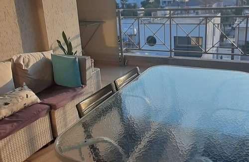 Livadia Apartment | Central, convenient and bright..!