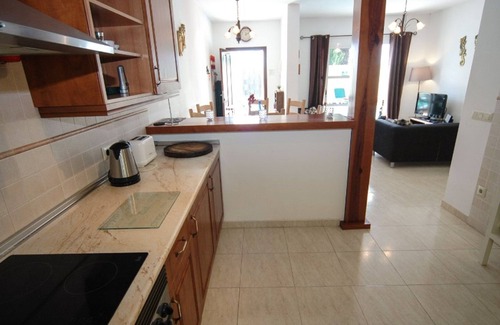Costa Teguise Villa | Central Costa Teguise Villa | 4 bedrooms | Villa Solea | Private Pool | Short.