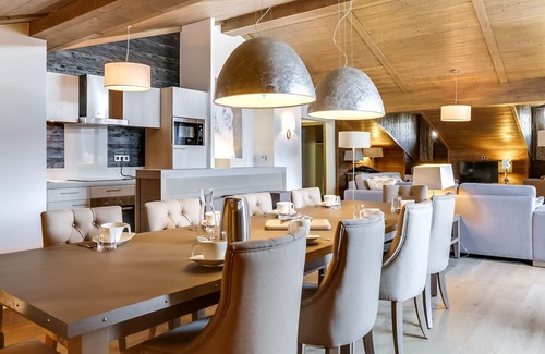 Courchevel Apartment | Central Courchevel 4-Room Apartment, Near Slopes, with Fitness Access and Parking