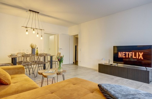 Mainz-Bingen Apartment | Central design apartment near the shore - 105 sqm - Parking - Kitchen - Netflix