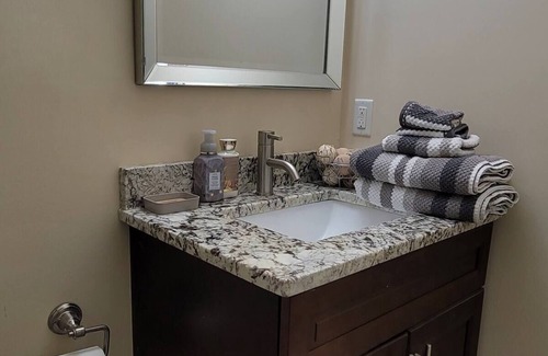 Halifax Apartment | Central, Executive, Furnished Spacious 1BR near shops, dining, trails, downtown