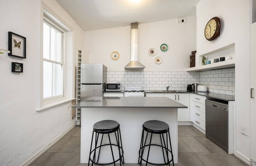 Fremantle House | Central Fremantle two bedroom historic cottage